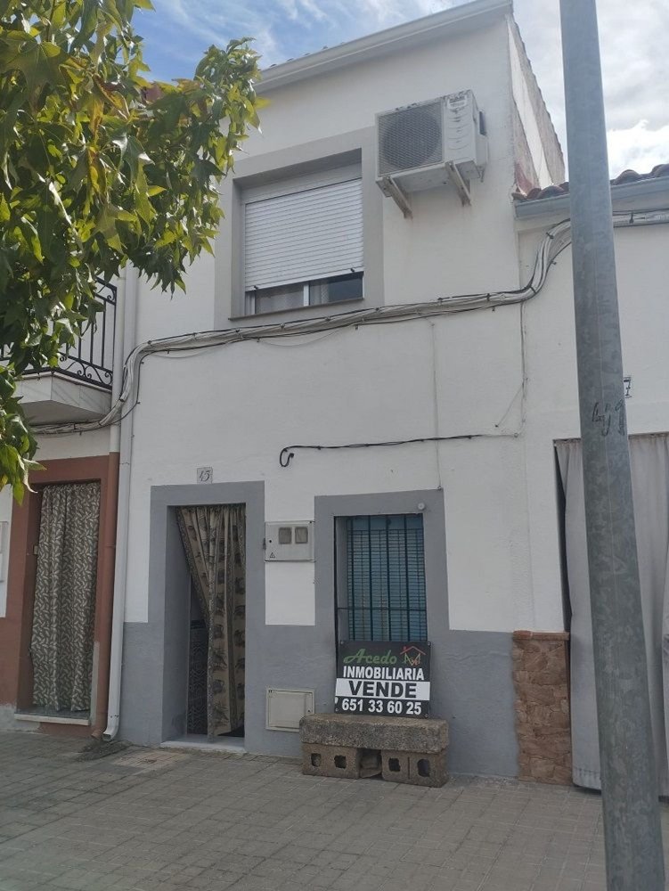 4 bedrooms House in Caceres, Spain No. 251715