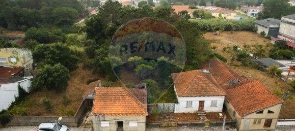 5 bedrooms House in Marinha Grande, Portugal No. 25982 14