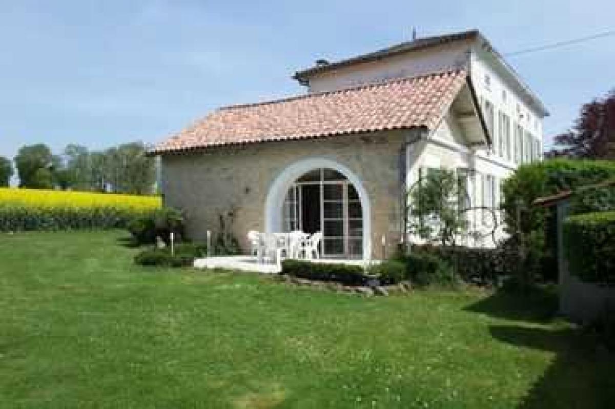 Дом с 5 спальнями в Мата, Франция № 27504