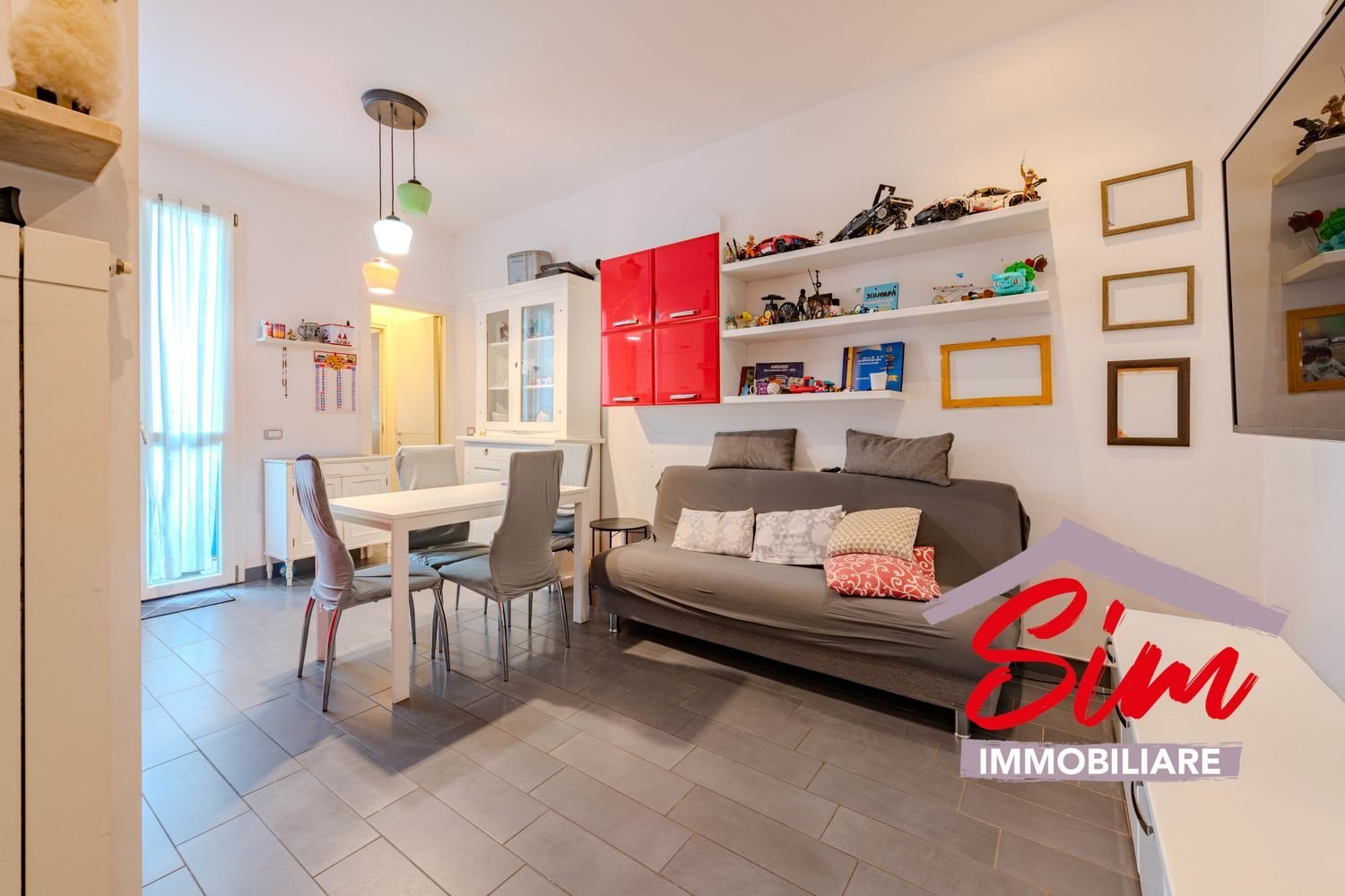 Квартира с 3 спальнями в Новара, Италия № 328288