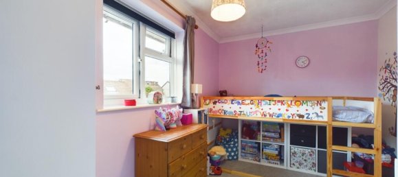 2 Schlafzimmer Haus in Bordon, United Kingdom, Nr. 13855 5