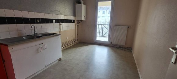 Apartamento de 3 dormitorios en Orleans, France No. 90645 4
