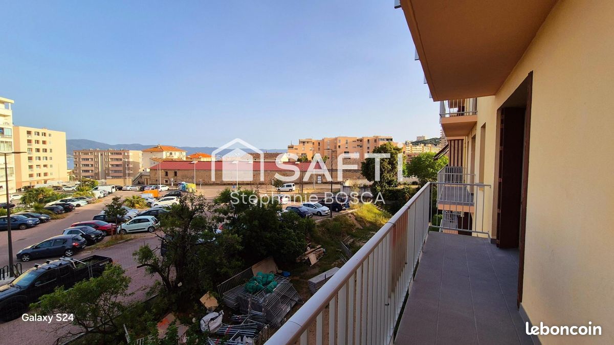 3غرفة شقة في Ajaccio, France رقم 71023