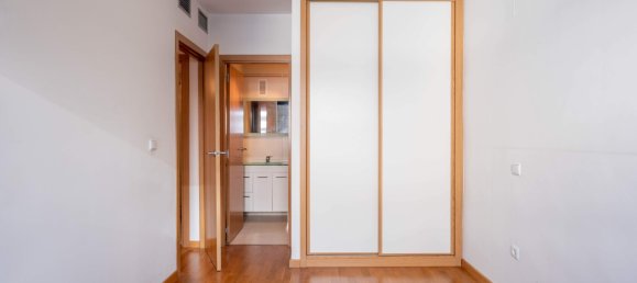 2 bedrooms Apartment in Zaragoza, Spain No. 63215 10