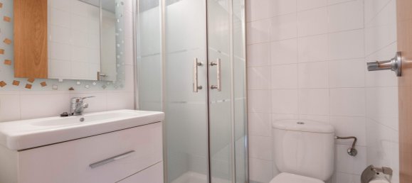 2 bedrooms Apartment in Zaragoza, Spain No. 63215 7