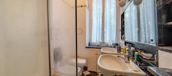 2 bedrooms Apartment in Genoa, Italy No. 36609 21