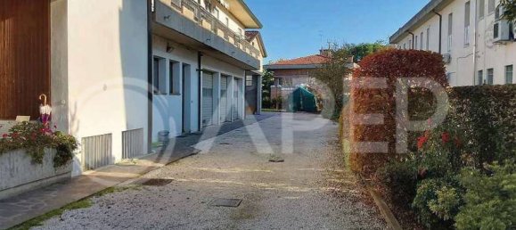 5 rooms Warehouse in Noventa Padovana, Italy No. 293546 2