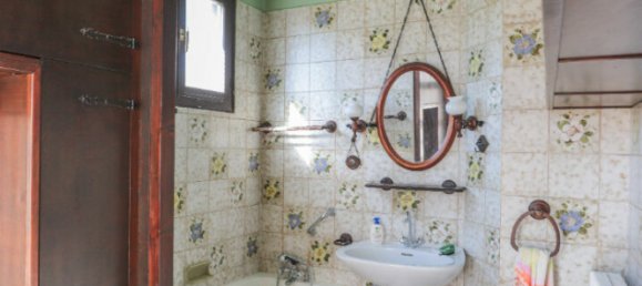 Edificio de 4 dormitorios en Clamart, France No. 126205 4