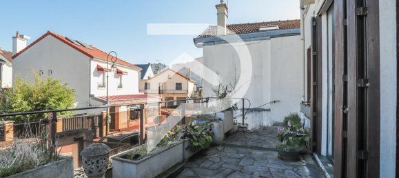 Edificio de 4 dormitorios en Clamart, France No. 126205 7