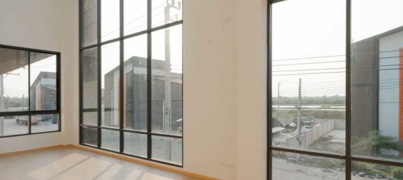  Warehouse in Samut Sakhon, Thailand No. 75486 5