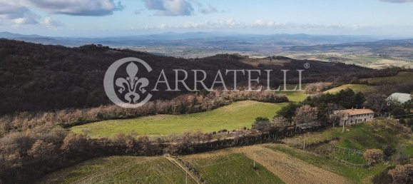 Дом с 6 комнатами в Кастель дель Пьяно, Италия № 105213 14