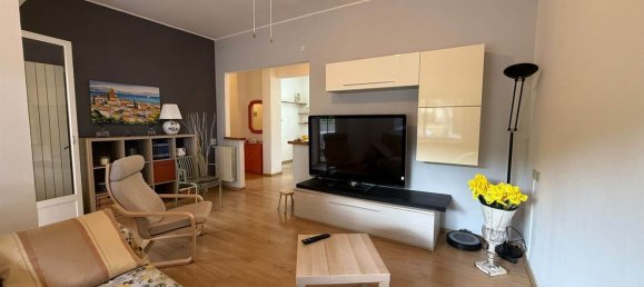 4 Schlafzimmer Wohnung in Follonica, Italy, Nr. 324210 2