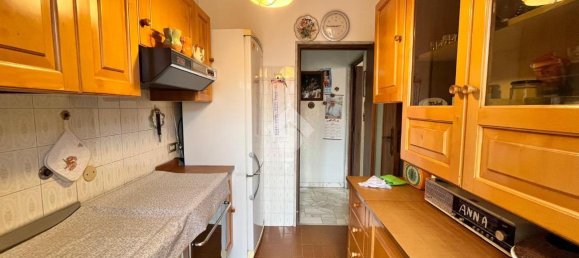 4 rooms Apartment in Santeramo in Colle, Italy No. 117643 4