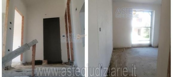 3 bedrooms House in Cepagatti, Italy No. 356049 49