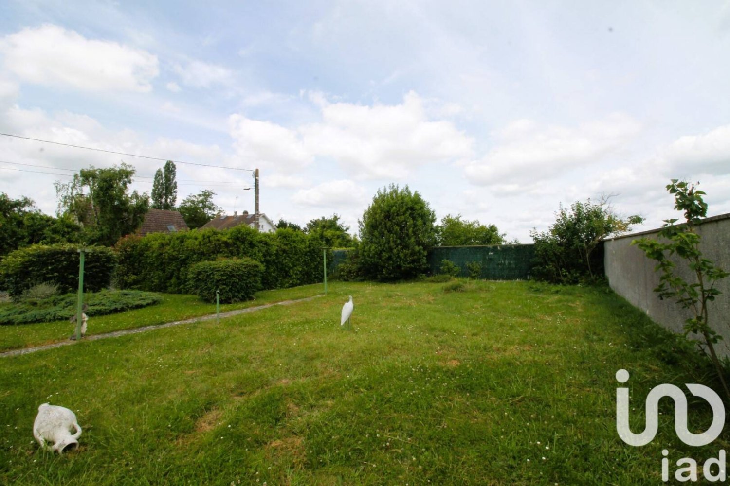 346m² Land in Coubert, France No. 268807