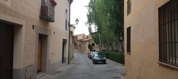 Apartamento de 3 dormitorios en Segovia, Spain No. 66499 17