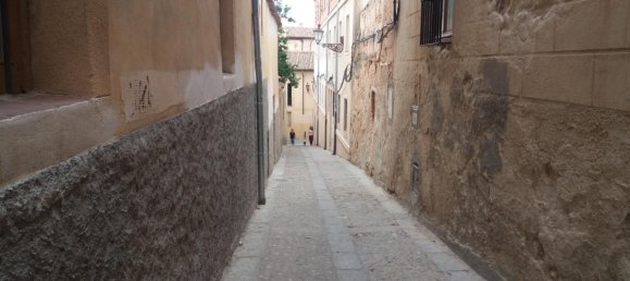 Apartamento de 3 dormitorios en Segovia, Spain No. 66499 16