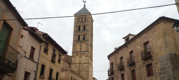 Apartamento de 3 dormitorios en Segovia, Spain No. 66499 19