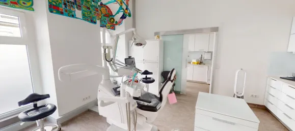 7 rooms Office in Alsergrund, Austria No. 180702 2