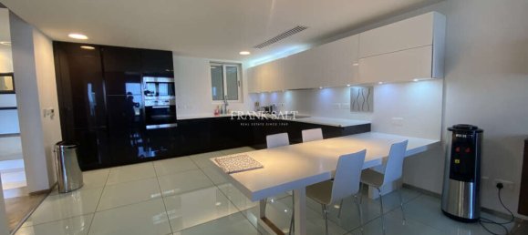 3 chambres Appartement à Saint Julian's, Malta No. 10130 4