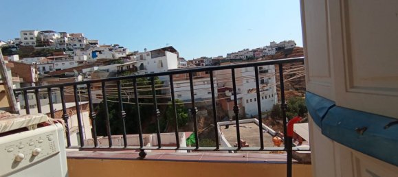 Дом с 4 спальнями в Алора, Испания № 163233 3