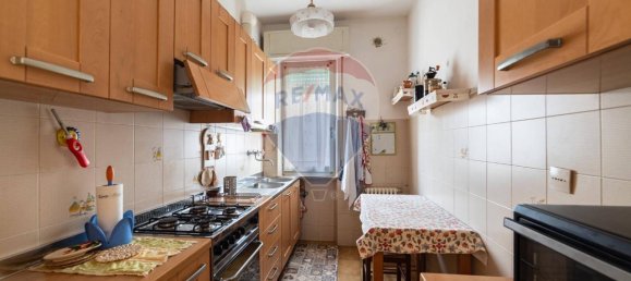 8 rooms House in Monte Roberto, Italy No. 6549 15