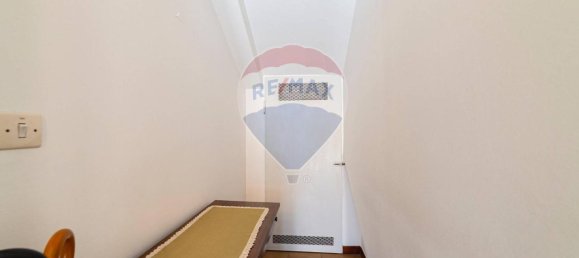 8 rooms House in Monte Roberto, Italy No. 6549 13