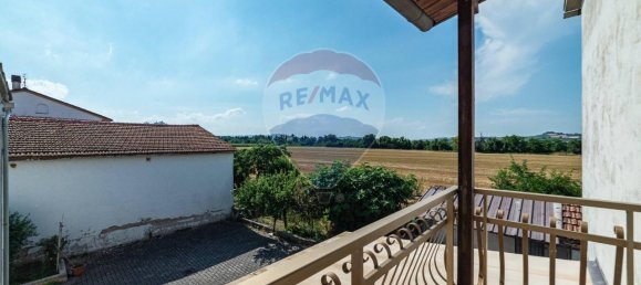 8 rooms House in Monte Roberto, Italy No. 6549 11