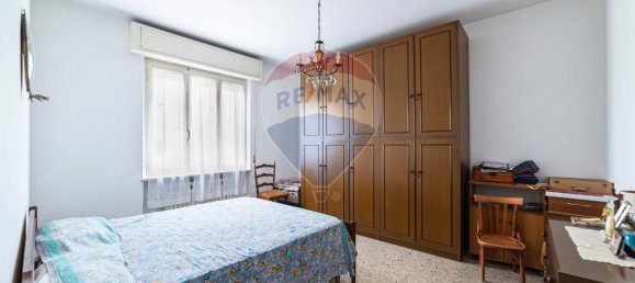 8 rooms House in Monte Roberto, Italy No. 6549 10