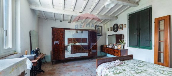 8 rooms House in Monte Roberto, Italy No. 6549 5