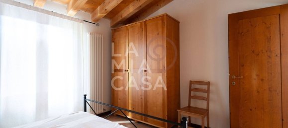 Дом с 5 комнатами в Чизон Ди Вальмарино, Италия № 283402 50