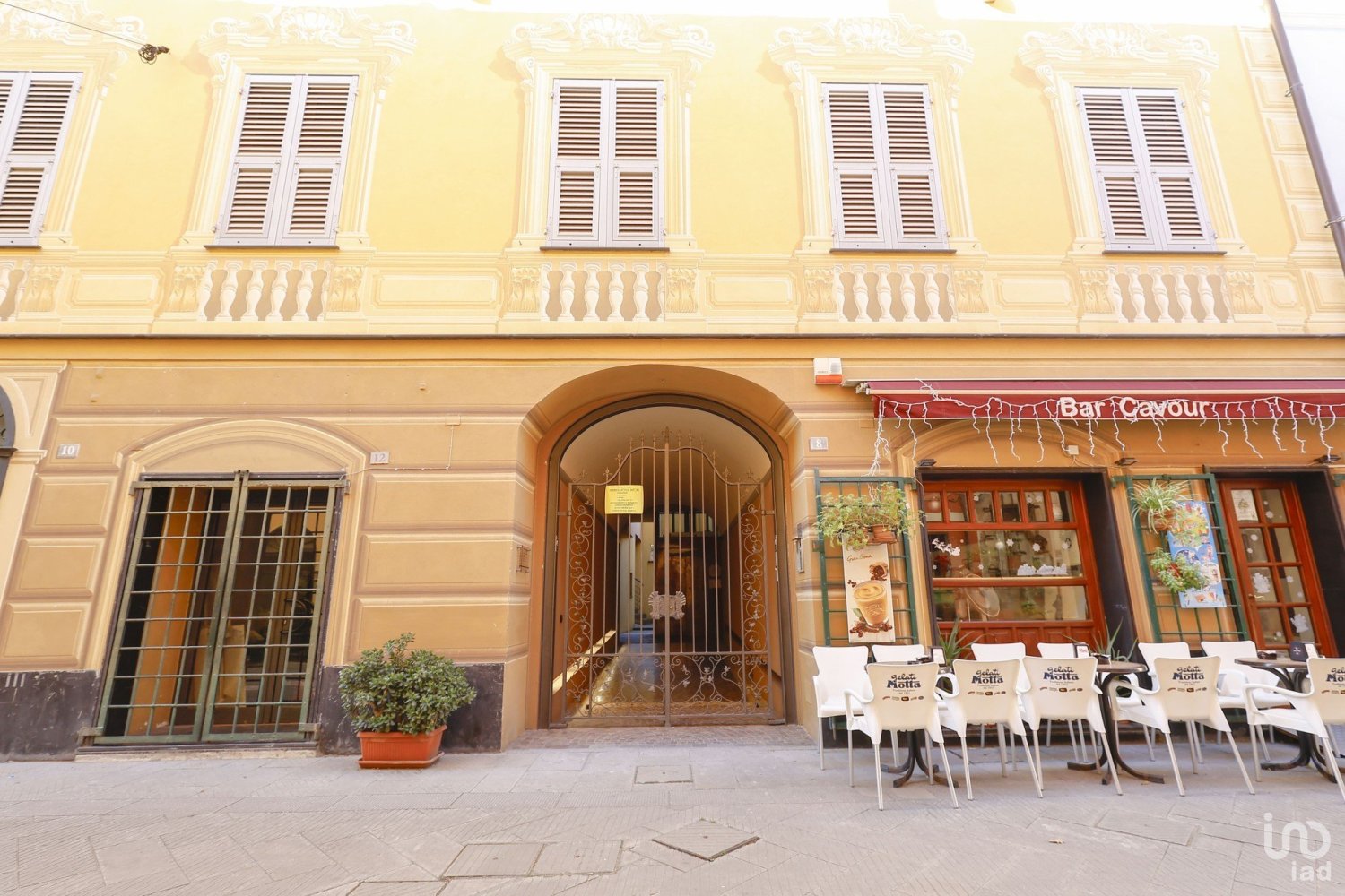 2 Schlafzimmer Wohnung in Borghetto Santo Spirito, Italy, Nr. 331921