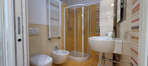 2 Schlafzimmer Wohnung in Borghetto Santo Spirito, Italy, Nr. 331921 15