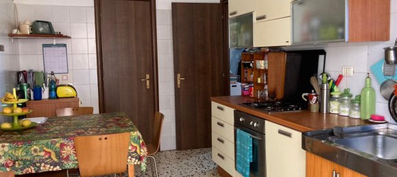 3-salle Appartement à Nettuno, Italy No. 75529 4