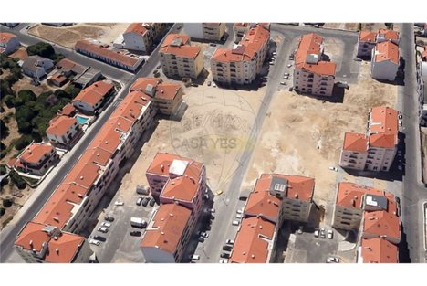 1080m² Land in Almeirim, Portugal No. 80066