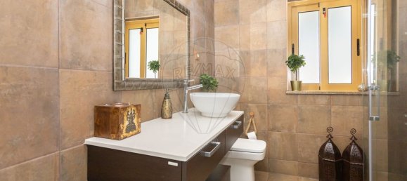 4 bedrooms House in Pinhal Novo, Portugal No. 185031 16