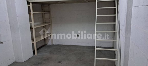 Garage in Modugno, Italy 16m², Nr. 363342 3