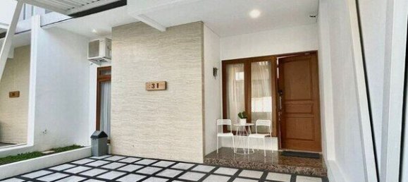 4 bedrooms House in Jakarta, Indonesia No. 1245 9