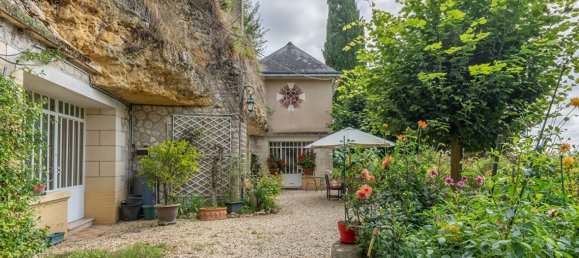 3 bedrooms House in Luynes, France No. 243421 2