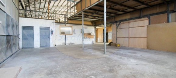 1 room Warehouse in Salerno, Italy No. 343011 15