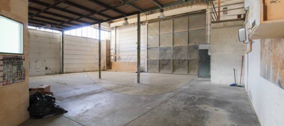 1 room Warehouse in Salerno, Italy No. 343011 13