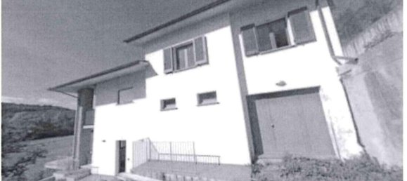 4 bedrooms Apartment in Magione, Italy No. 353183 3