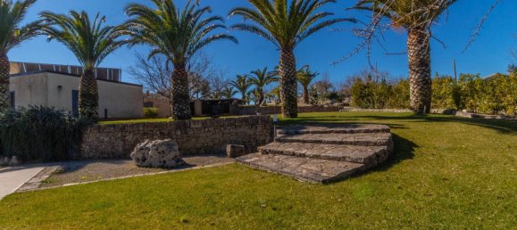 10 bedrooms Villa in Noto, Italy No. 47670 36