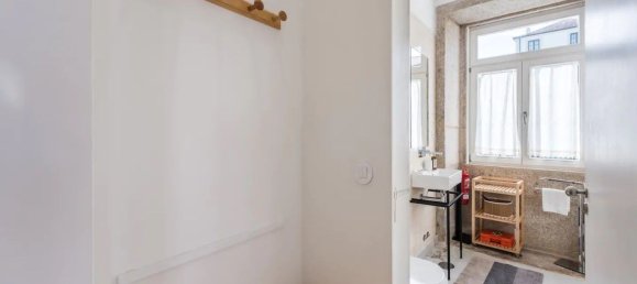 Apartamento de 1 dormitorio en Porto, Portugal No. 53904 16