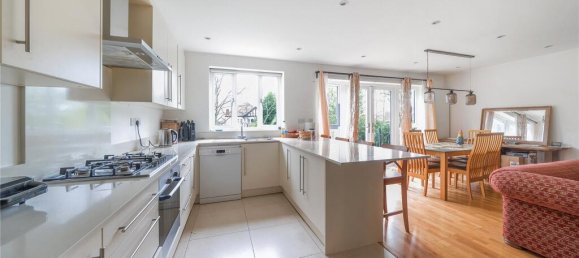 Casa de 4 dormitorios en Wembley, United Kingdom No. 12162 12