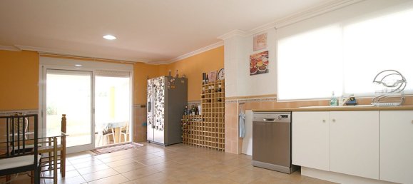 4 bedrooms House in Turis, Spain No. 70055 40