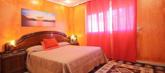 4 bedrooms House in Turis, Spain No. 70055 10