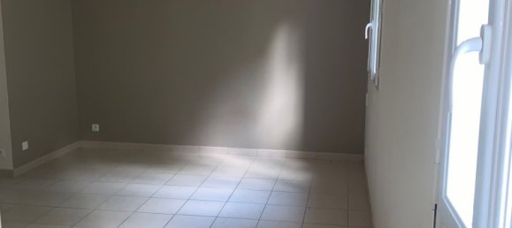 2-Zimmer Doppelhaus in Luynes, France, Nr. 231496 2