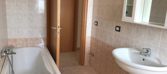 3-Zimmer Wohnung in Vasto, Italy, Nr. 151087 8