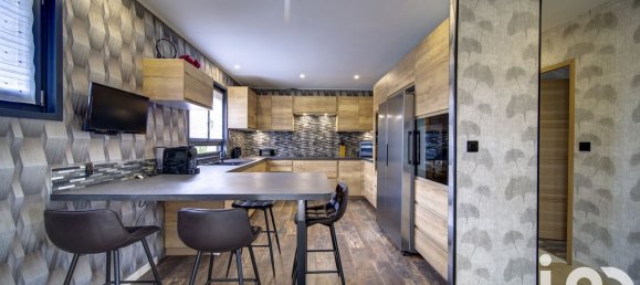 4 غرف نوم منزل في Saint-Jure, France رقم 155022 5